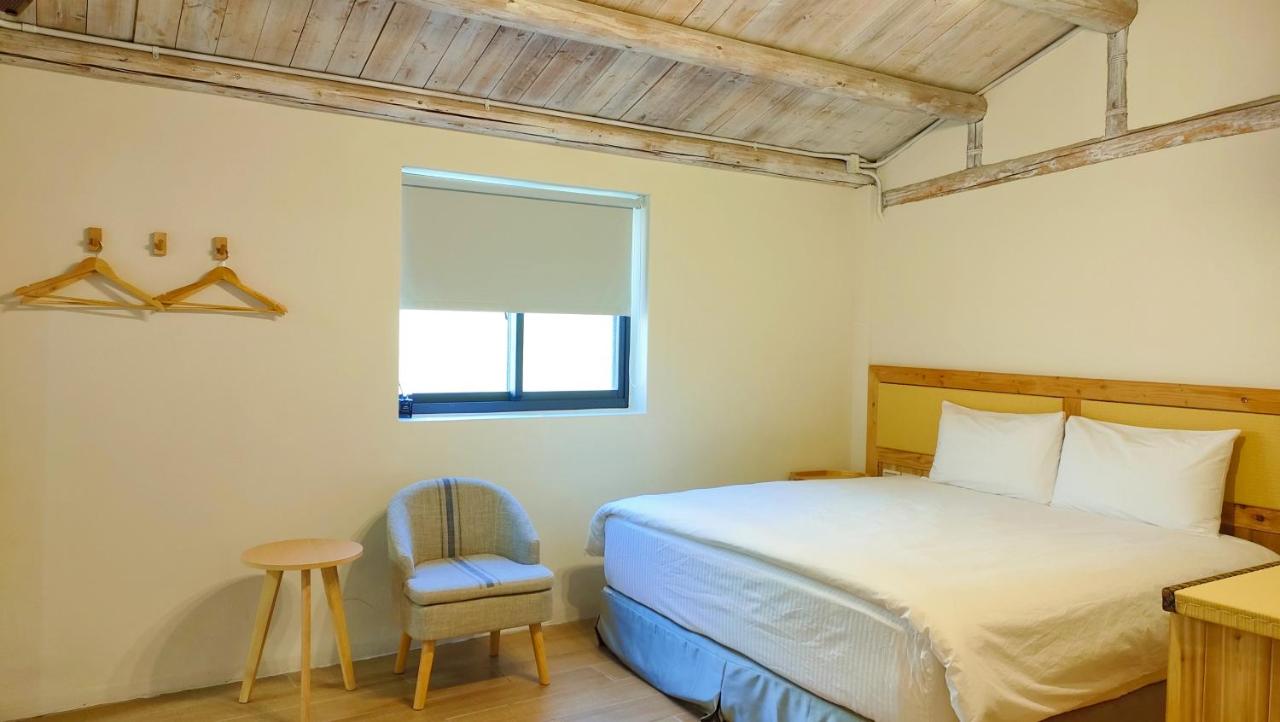 King Room with Garden View