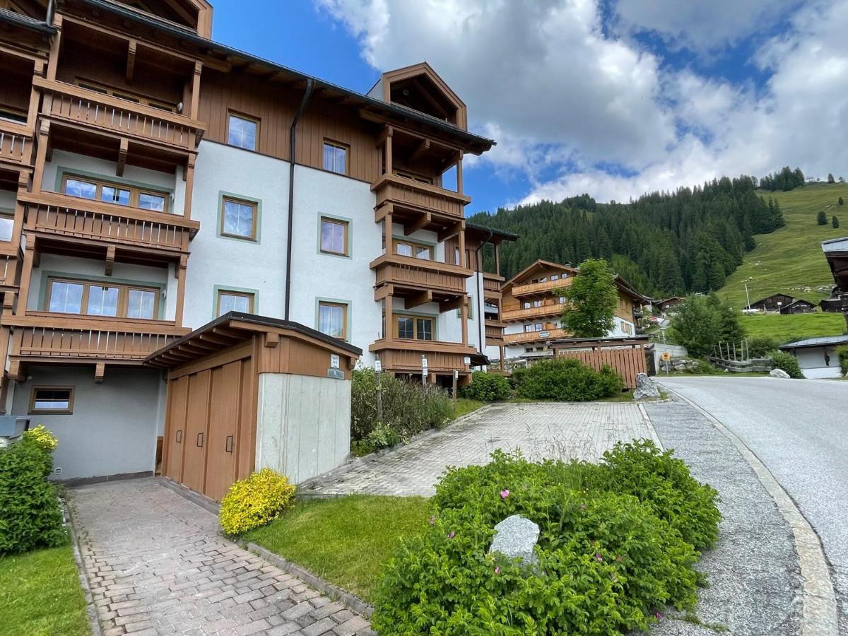 Königsleiten Ski- und Wanderwohnung Top 40 an der Piste und Lift - Chambres d'hôtes Königsleiten