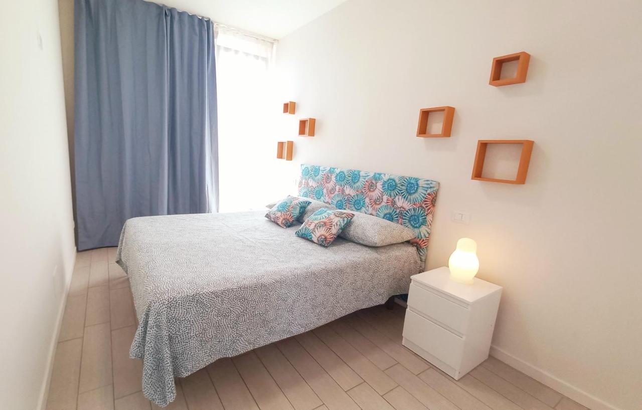 B&B Porto San Giorgio - Flora Marina_ Appartamento fronte mare - Bed and Breakfast Porto San Giorgio