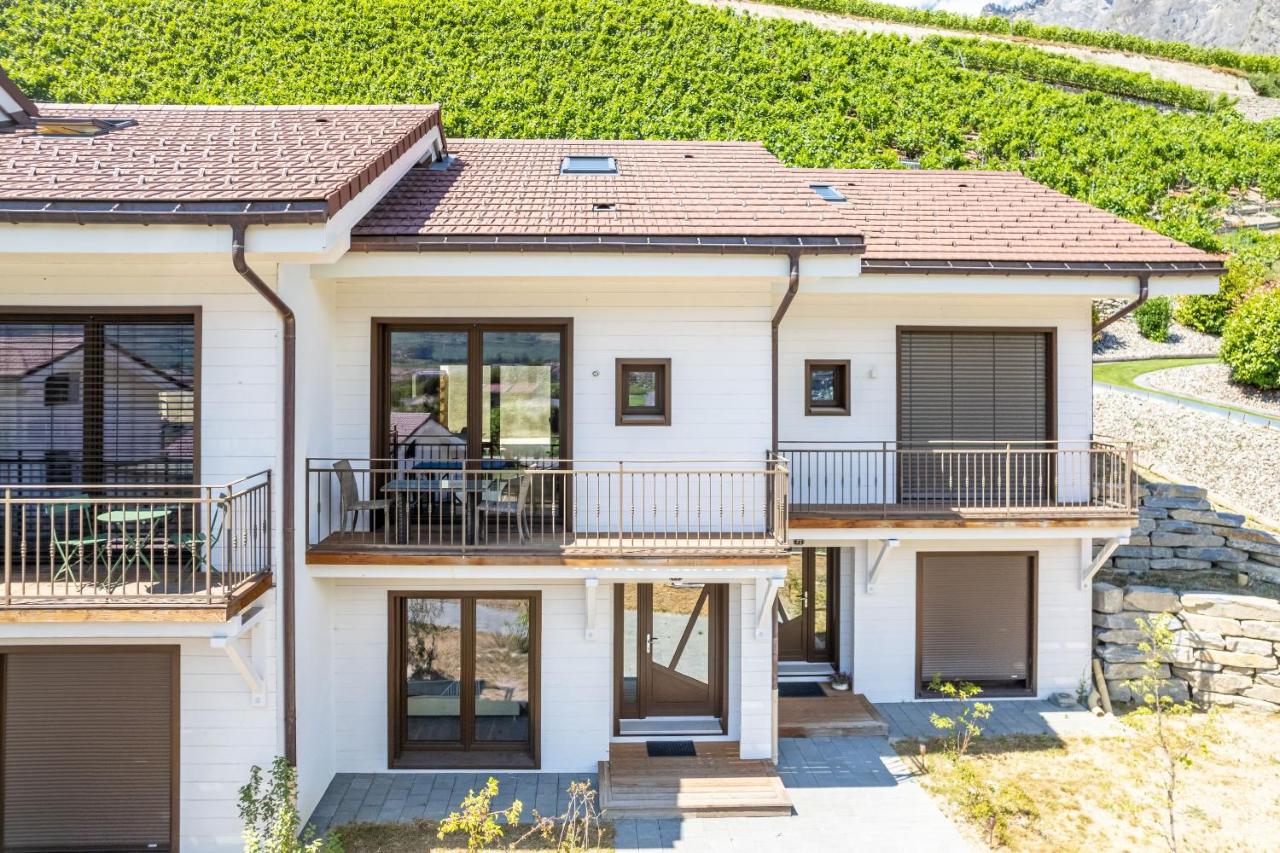Villa mitoyenne proche des bains - Bed and Breakfast