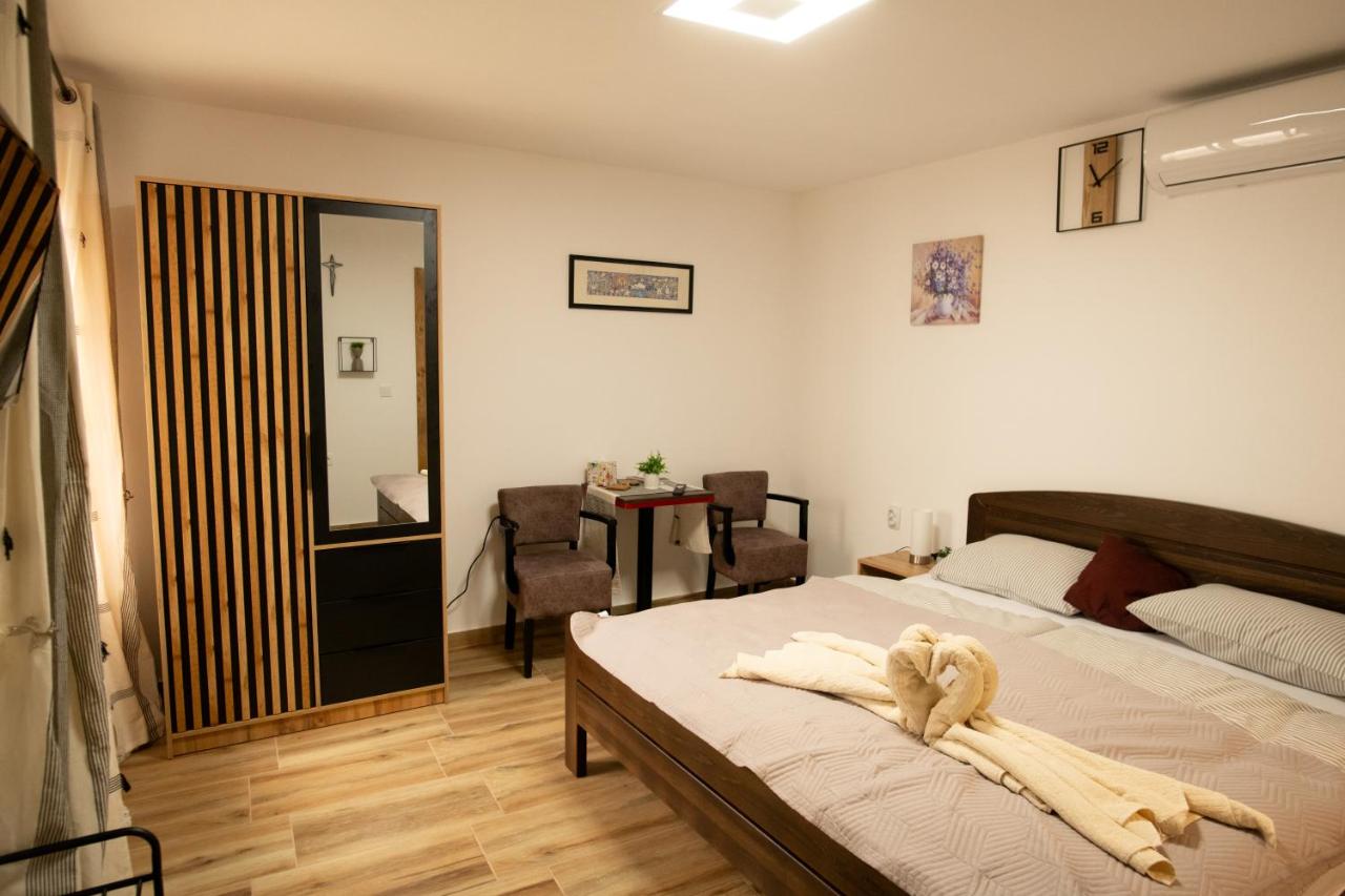 Ampia Camera Matrimoniale