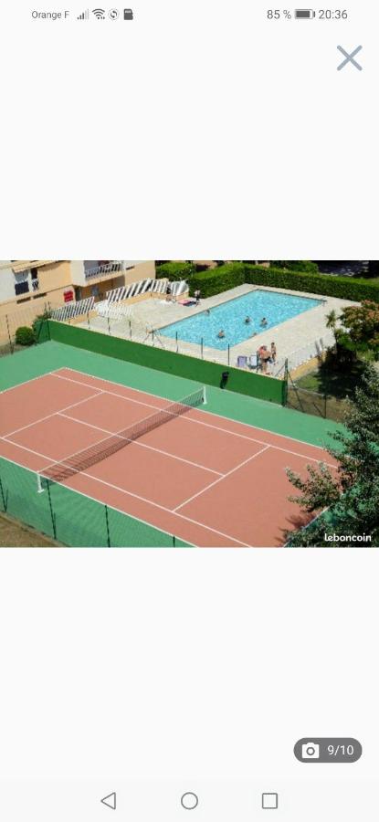 appartement cosy à 100m de la plage, CLIM, WIFI, piscine - B&B