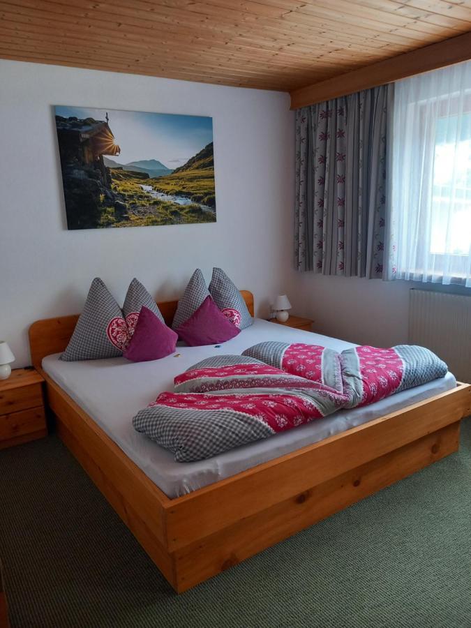 Comfort 1 Two-Bedoom Apartment with Balcony