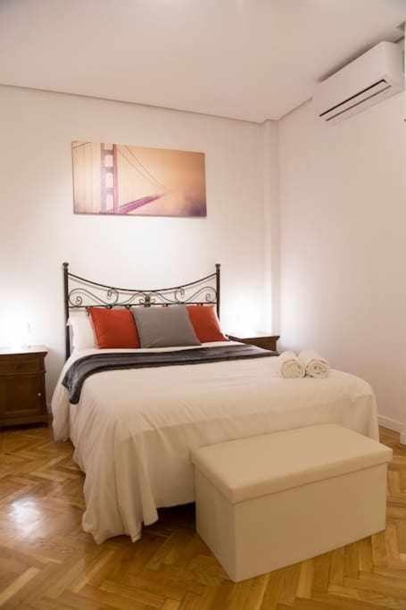 Un Elegante Piso Para Descubrir Madrid - B&B