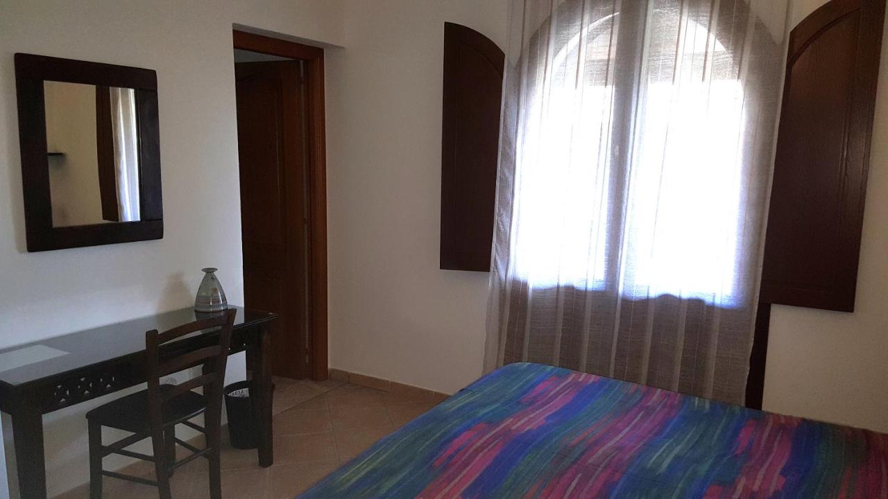 Chambre Double - Vue sur Jardin