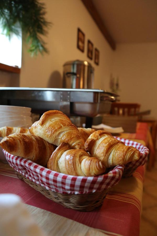 Chata pod Sedlom Čertovica - B&B
