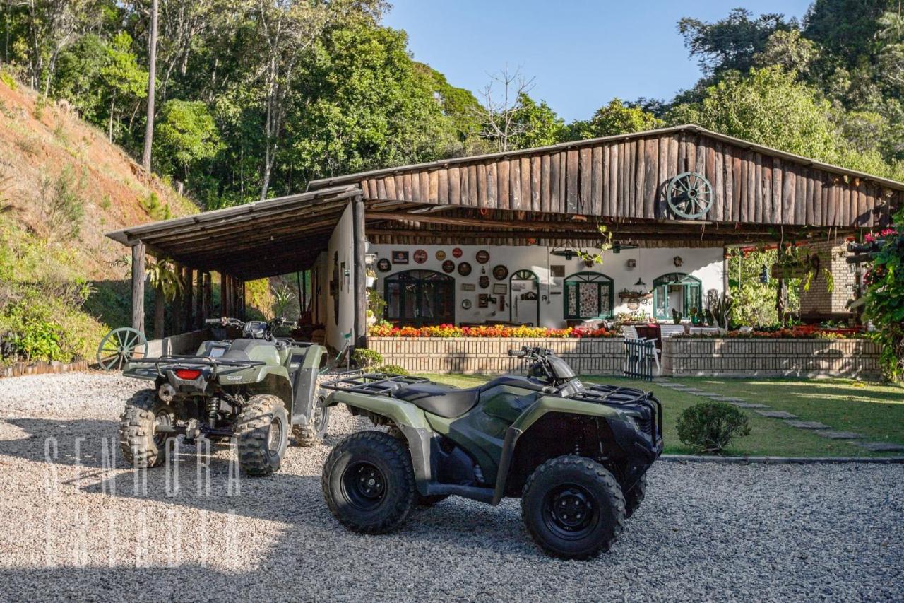 Alpen Ville Sítio com Piscina Inesquecível - B&B