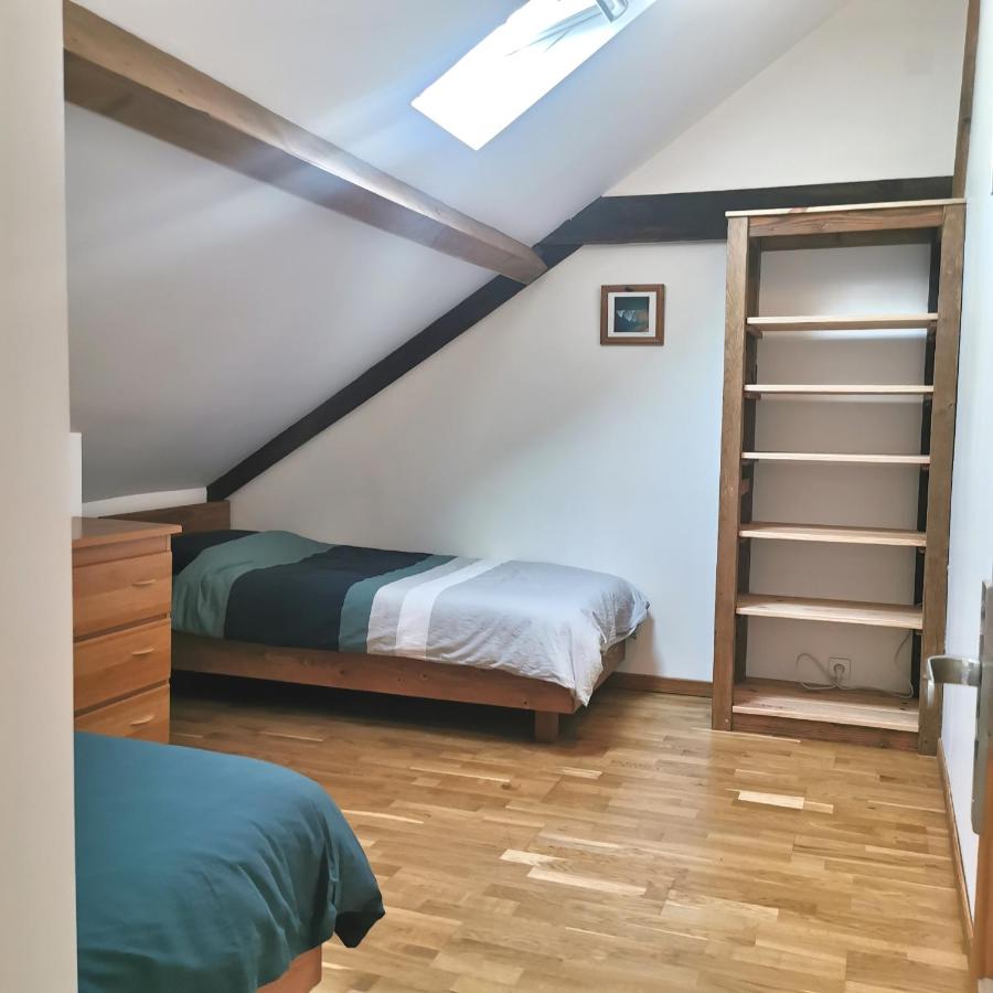  Single Bed in Shared Twin Room