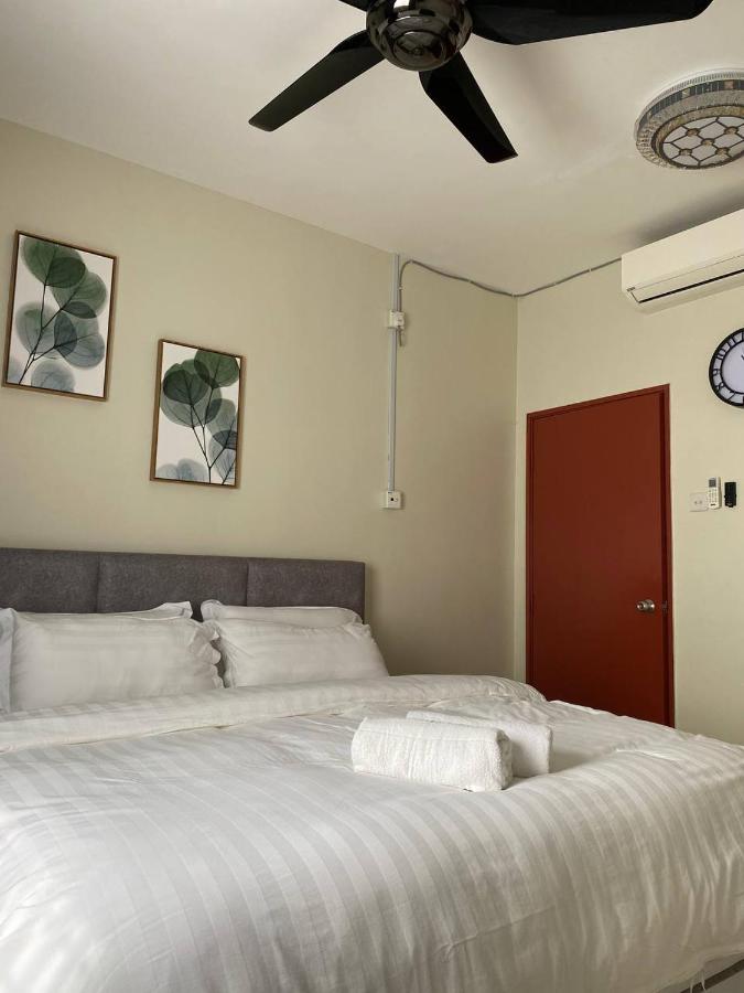 Shanin's Homestay - B&B