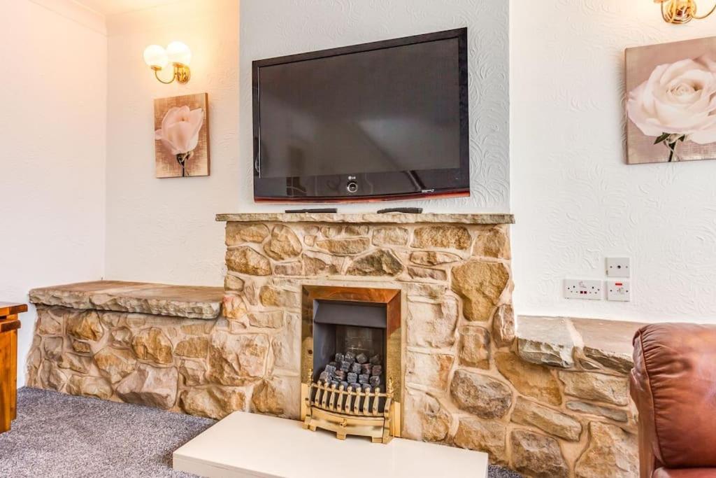 Delightful Garforth Home - B&B