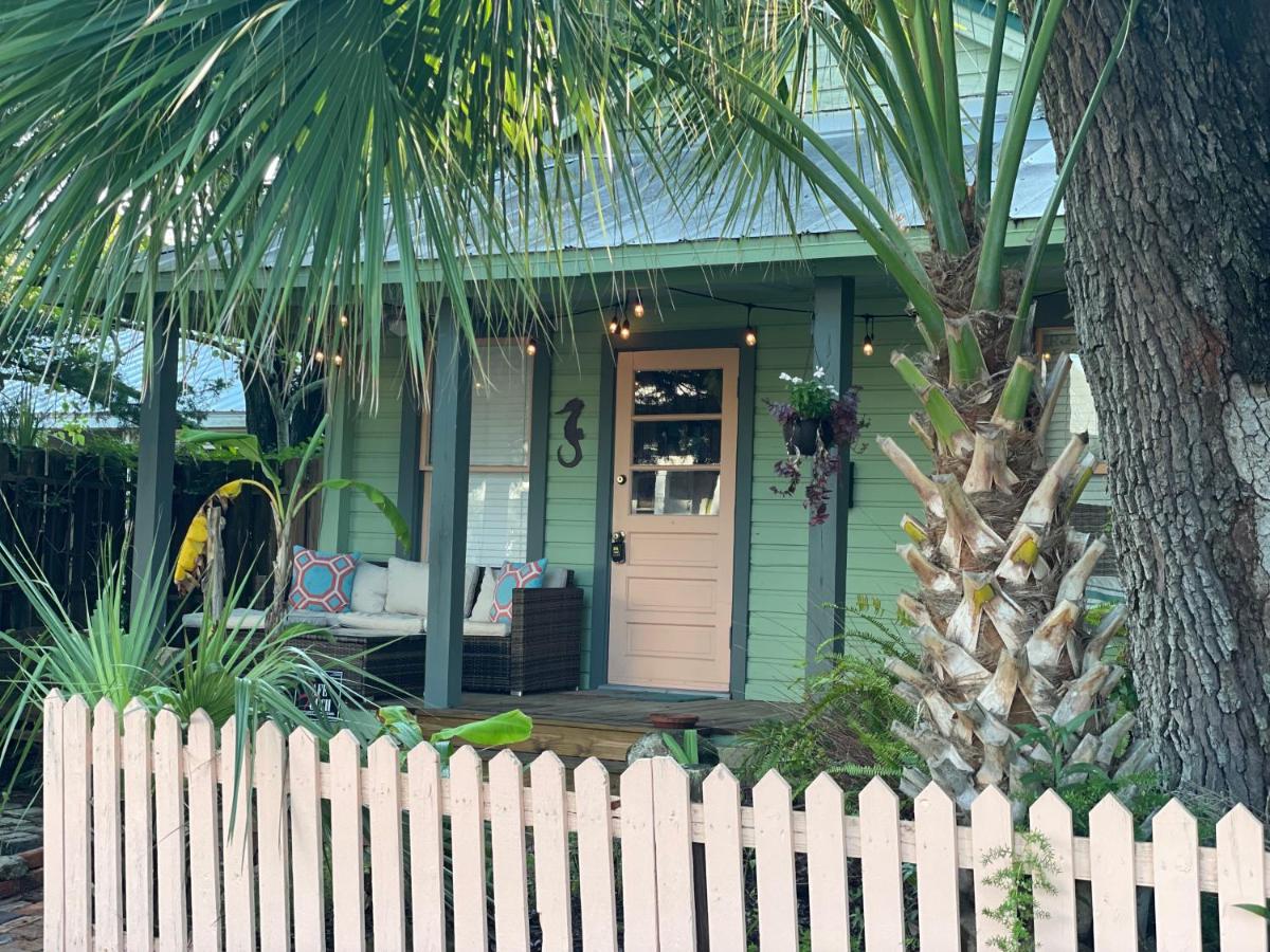 B&B Saint Augustine - 3BR/3BA Charming Key West Style Home in Downtown Saint Augustine - Bed and Breakfast Saint Augustine