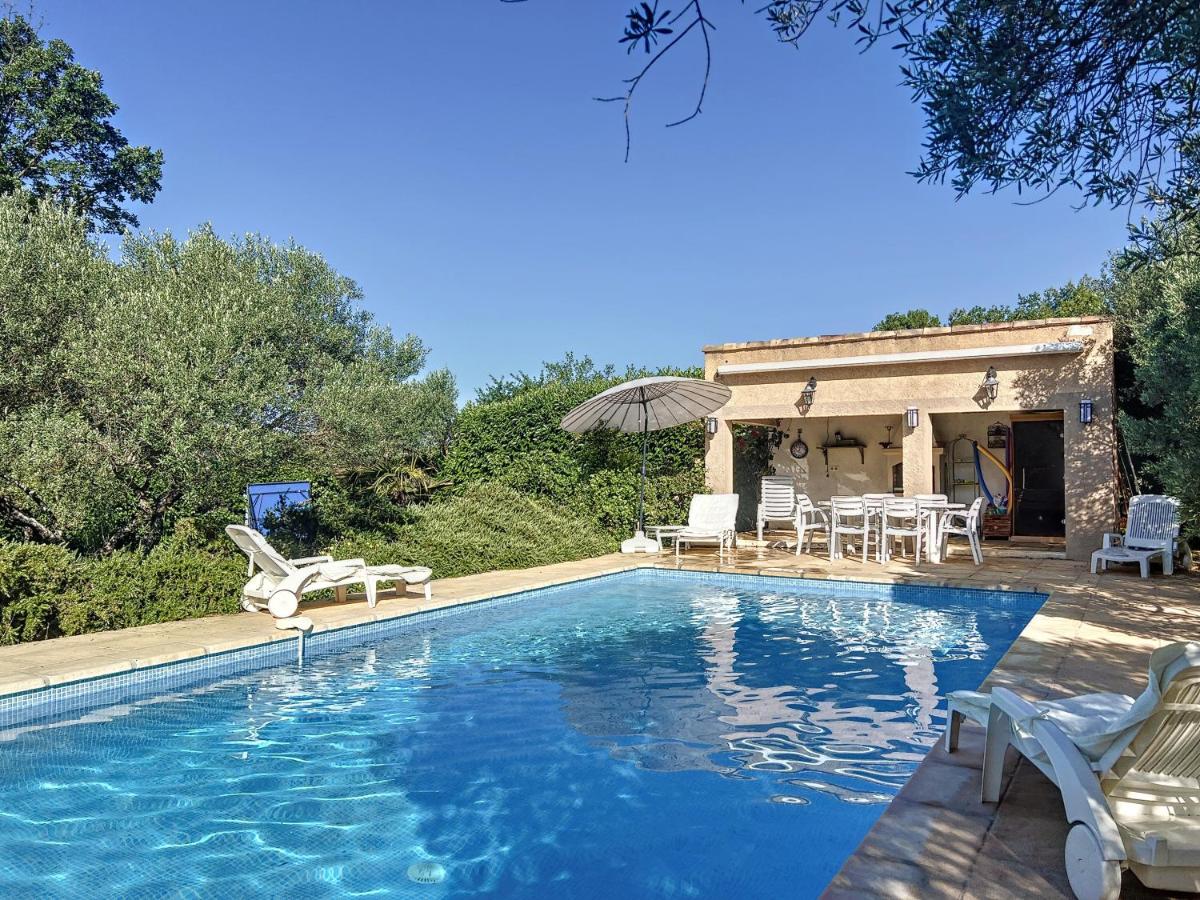 VILLA DU VERDON VAR PROVENCE avec piscine et jardin - private - B&B