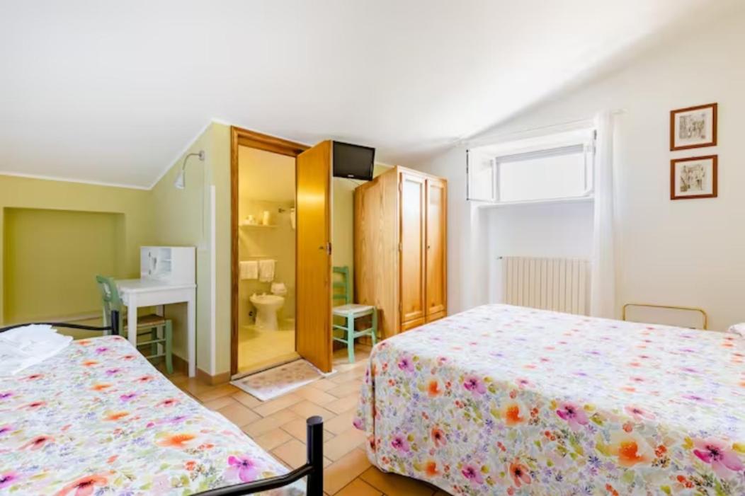 Classic Triple Room