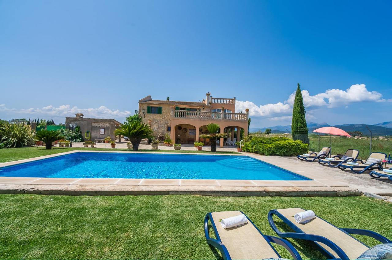Ideal Property Mallorca - Villa Gomila - B&B