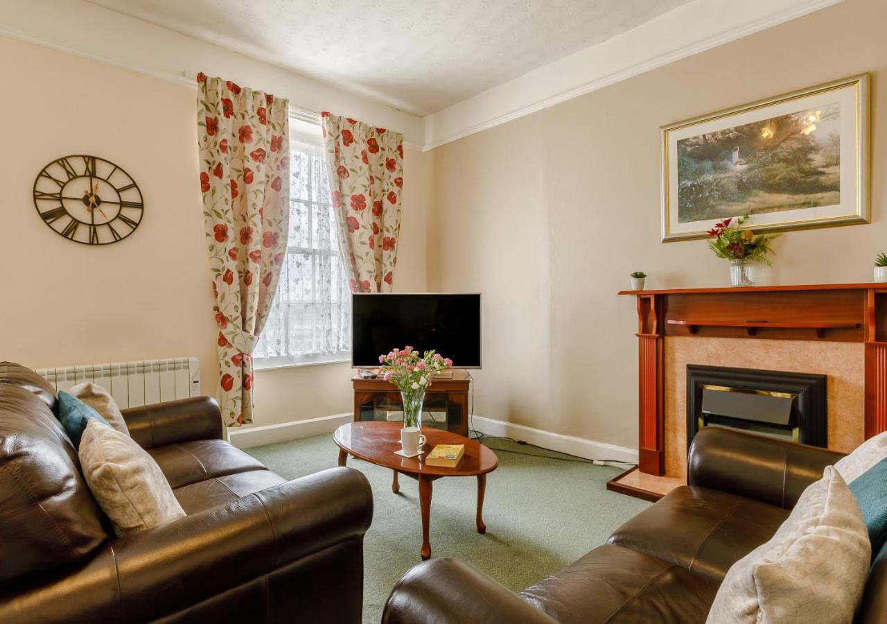 B&B Barnstaple - Tracy - Upcott House - Bed and Breakfast Barnstaple