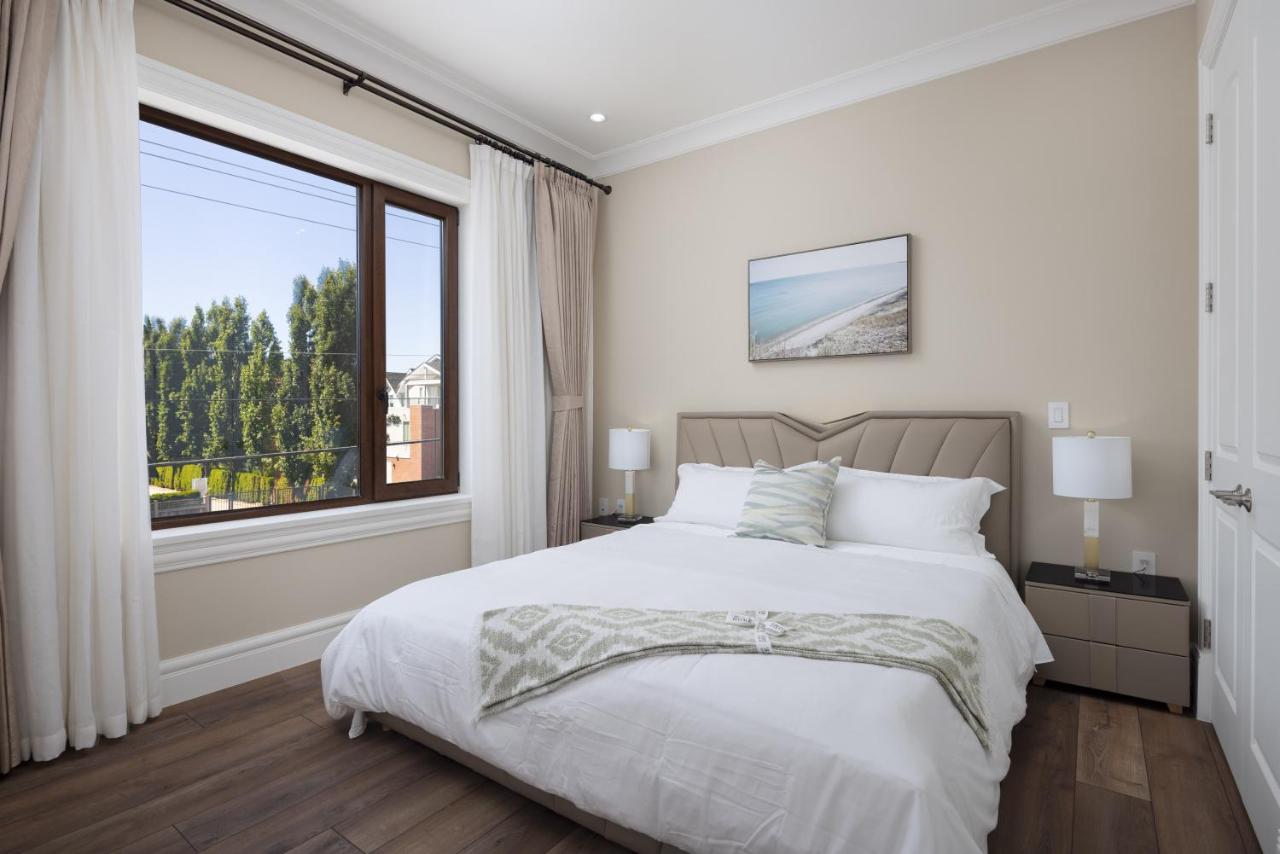 Familiensuite mit Balkon