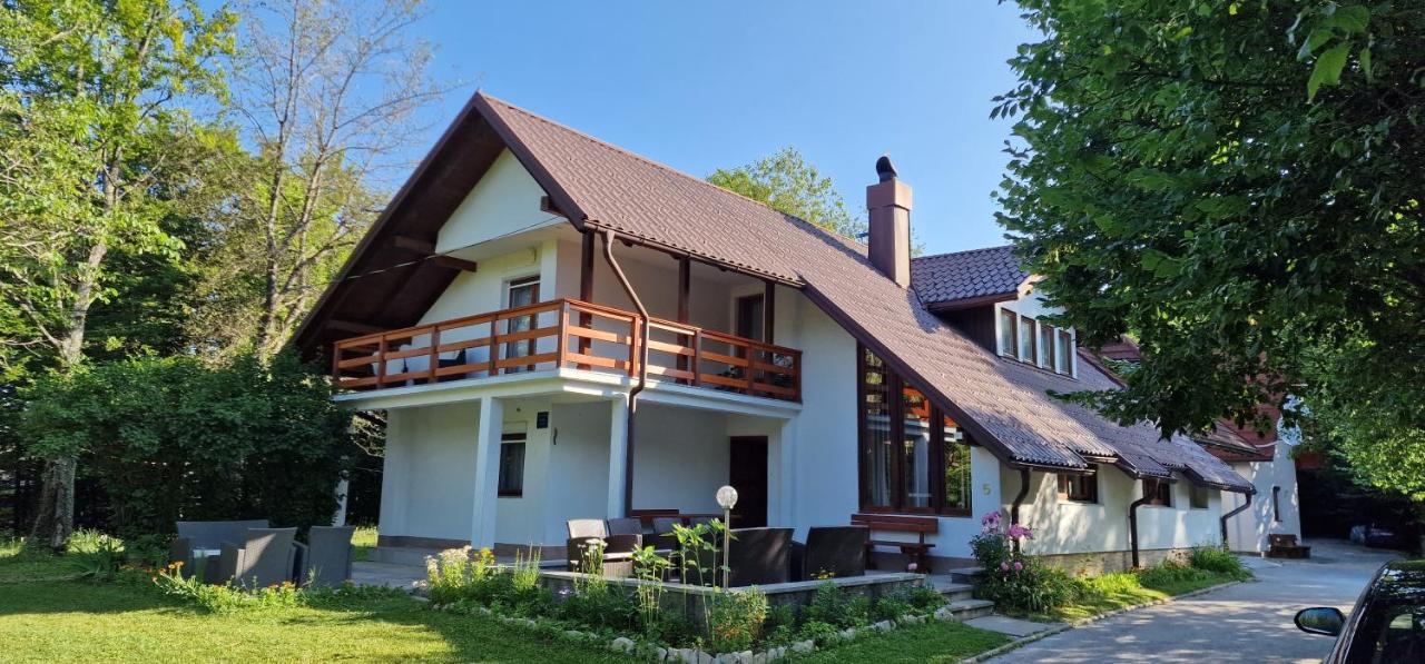 B&B Plitvička Jezera - Samardzic House V - Bed and Breakfast Plitvička Jezera