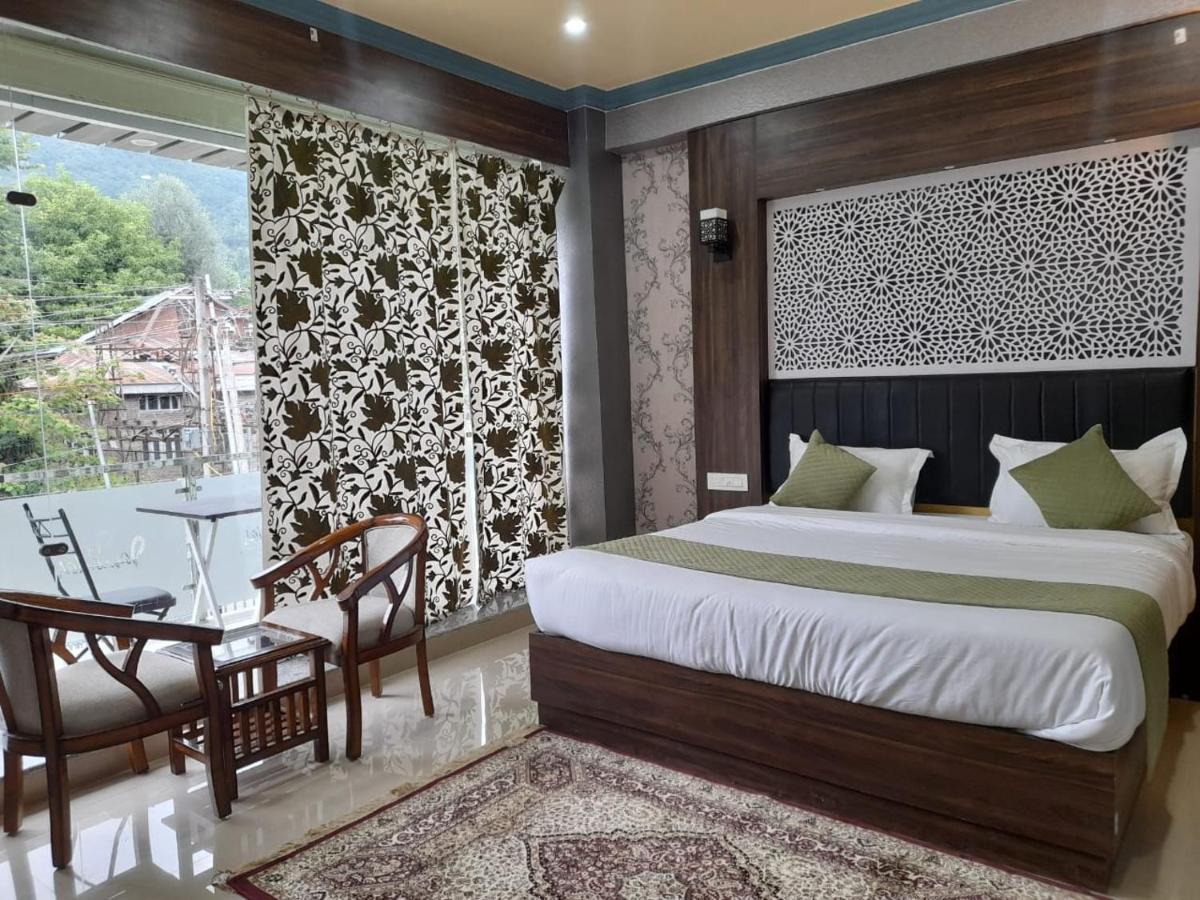 B&B Srinagar - THE JAMAWAR - Bed and Breakfast Srinagar