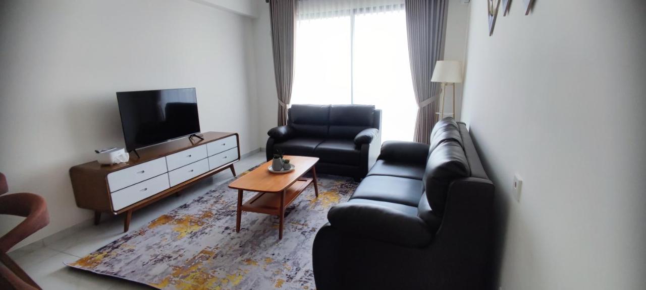 B&B Sampora - 3BR Apartment at Skyhouse BSD beside Aeon Mall BSD - Bed and Breakfast Sampora