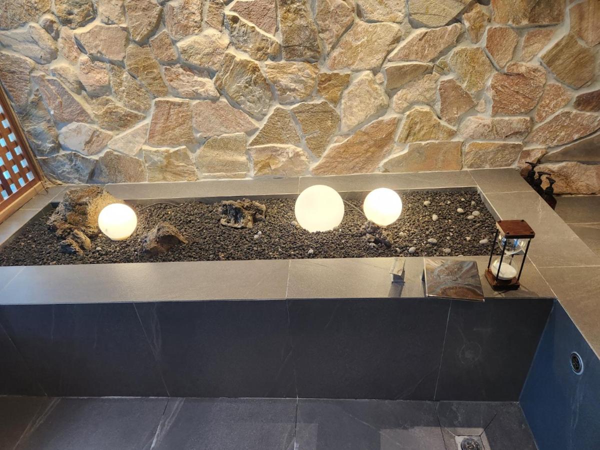 Myeongwolga Poolvilla - Ferienwohnung Busan