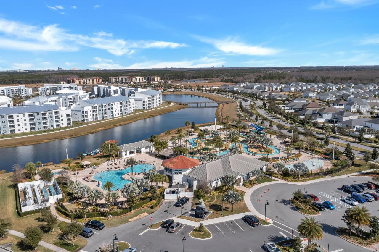 Six-Bedroom Holiday Home