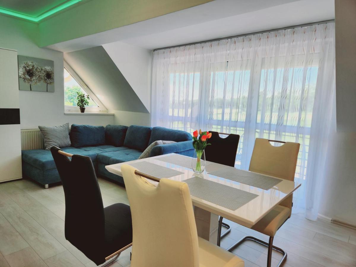 Heviz Victoria apartman - B&B Hévíz