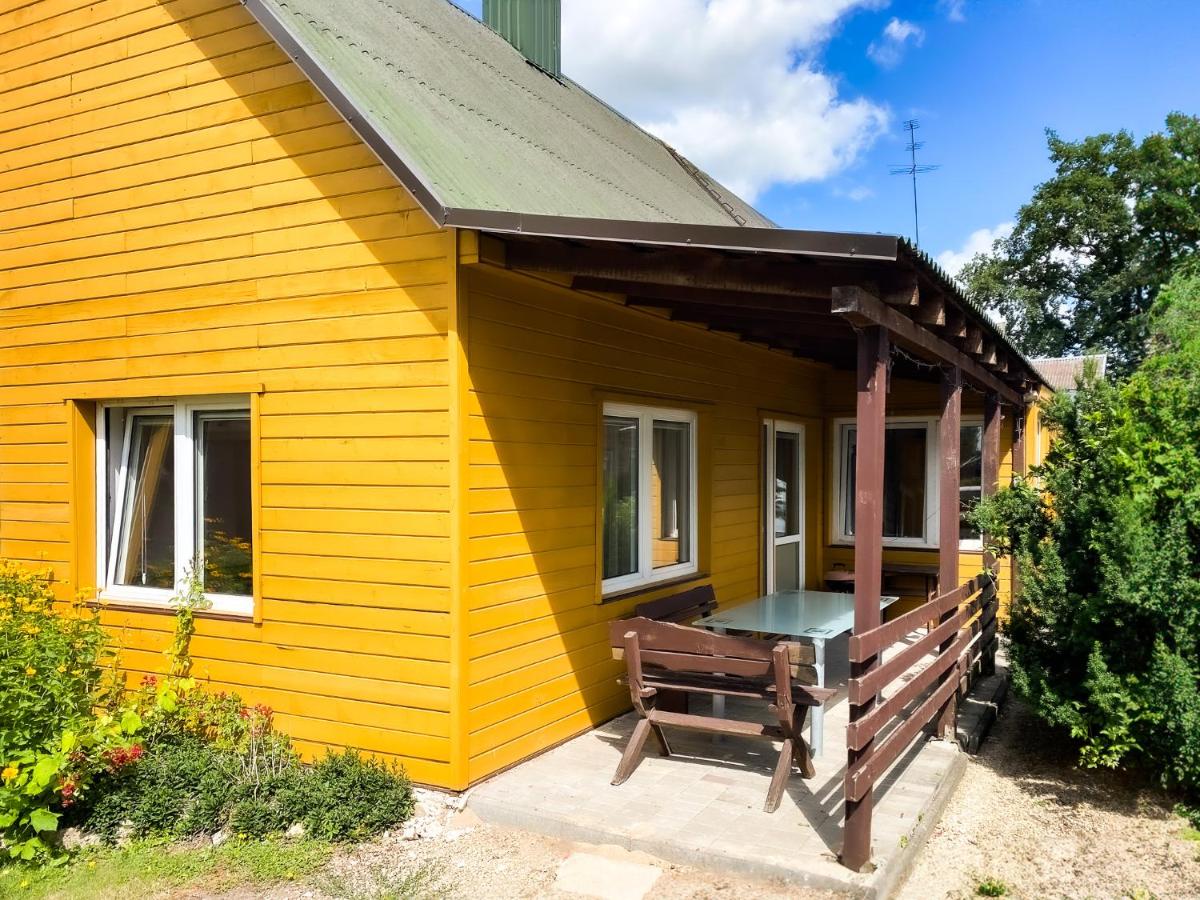 Apartamentai Biržuose, apartments by the lake - B&B