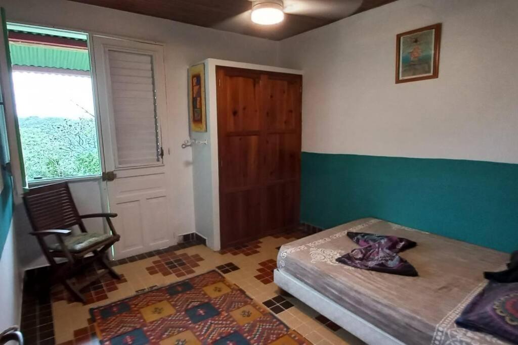 Maison spacieuse agréable - B&B