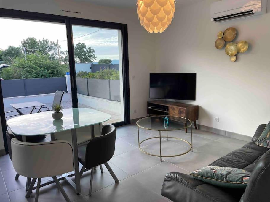 Logement Le Puy Sainte Réparade - Bed and Breakfast Le Puy-Sainte-Réparade