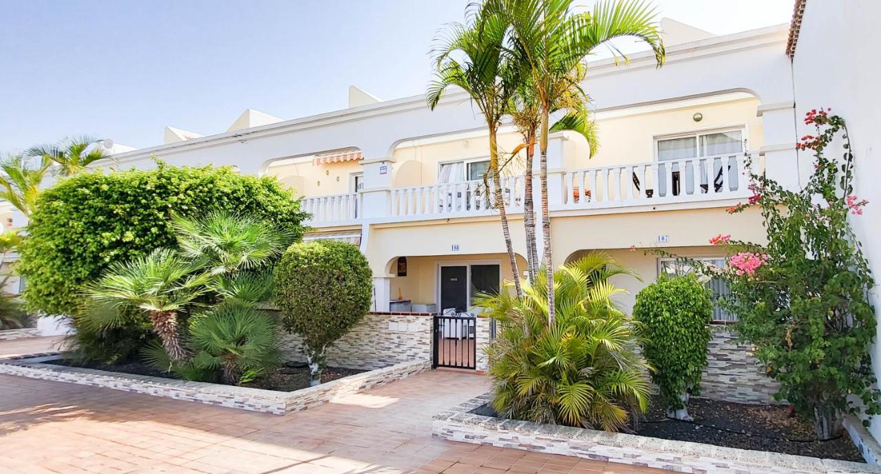 Palm Resort Duplex Apartment - B&B San Miguel De Abona