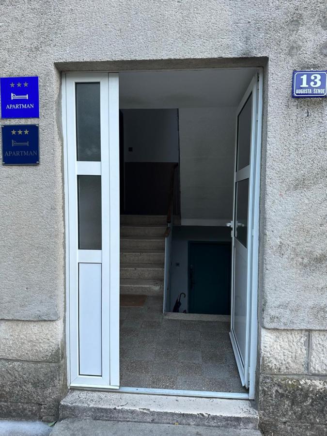 Cosy Family Apartment Marina Kastela near Airport - B&B