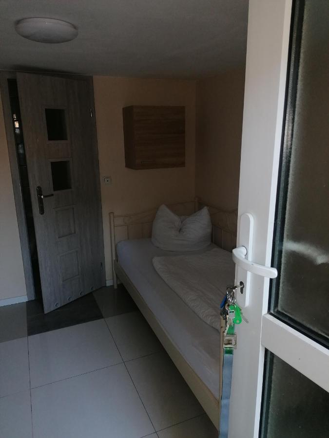 Single Room with Shower
