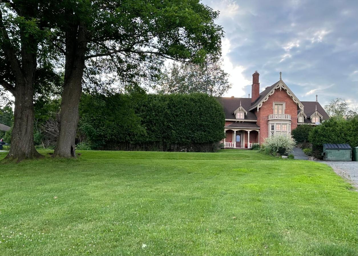 Motel Le Refuge - B&B Sherbrooke