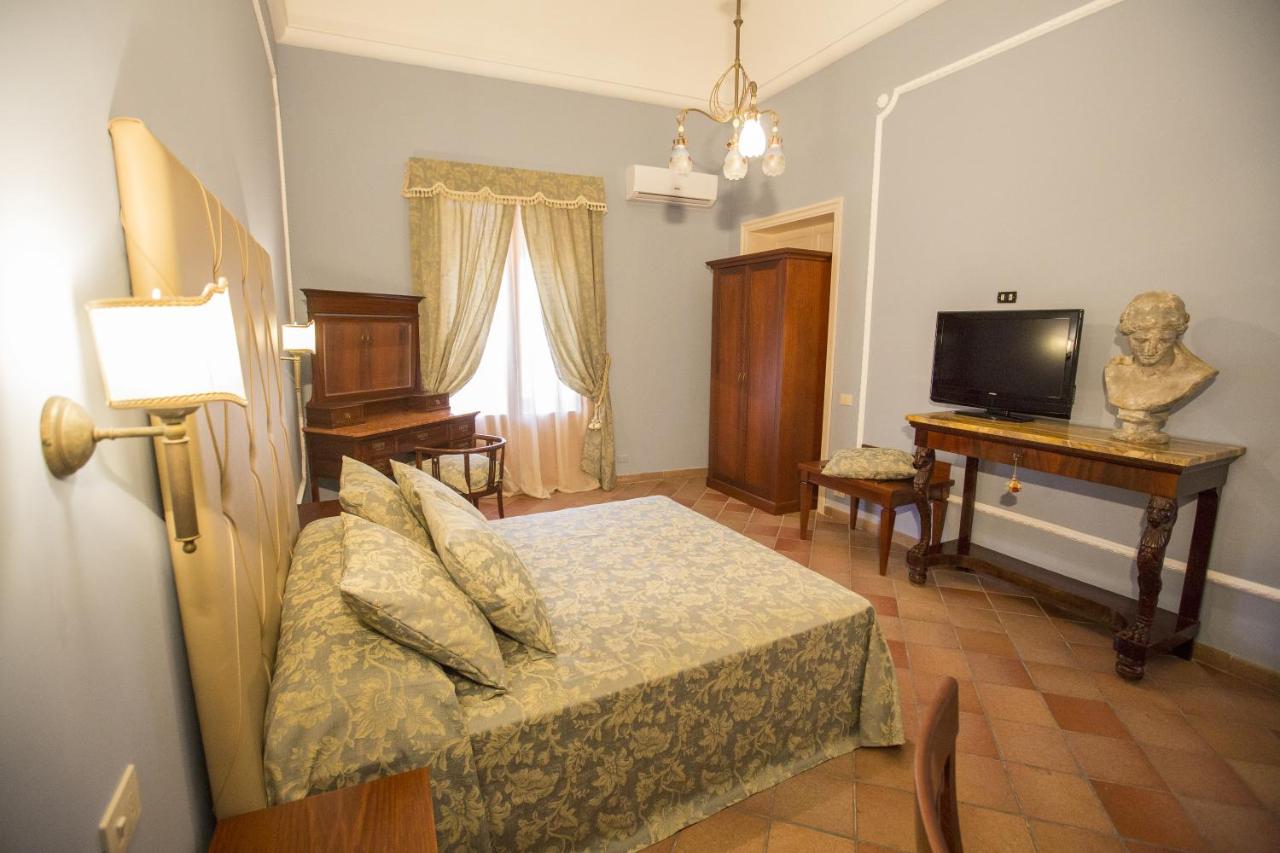 Classic Triple Room