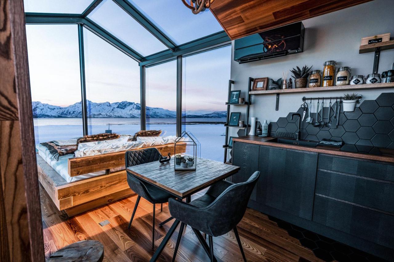 B&B Tromsø - Aera - Glass cabins - Bed and Breakfast Tromsø