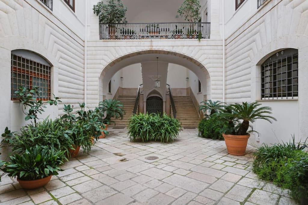 [Trani -Suite ] ❉Marmor - Elegante casa storica ❉ - B&B Trani