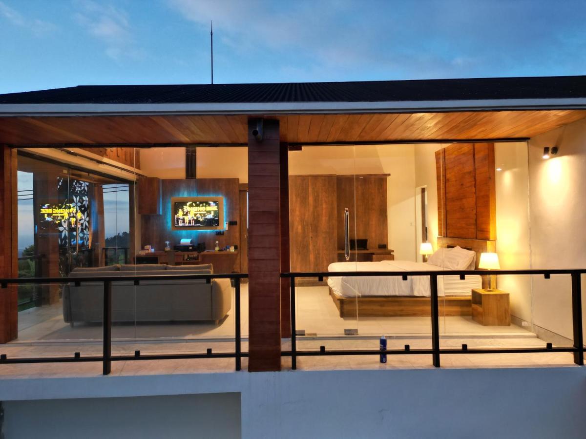 Double Room with Mountain View