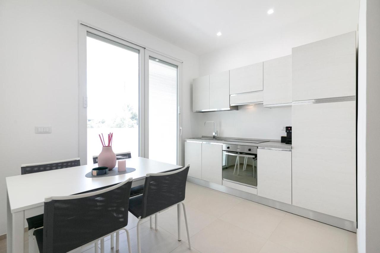 Apartment mit Balkon