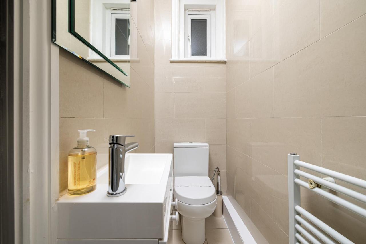 Deluxe Double Room with Shower
