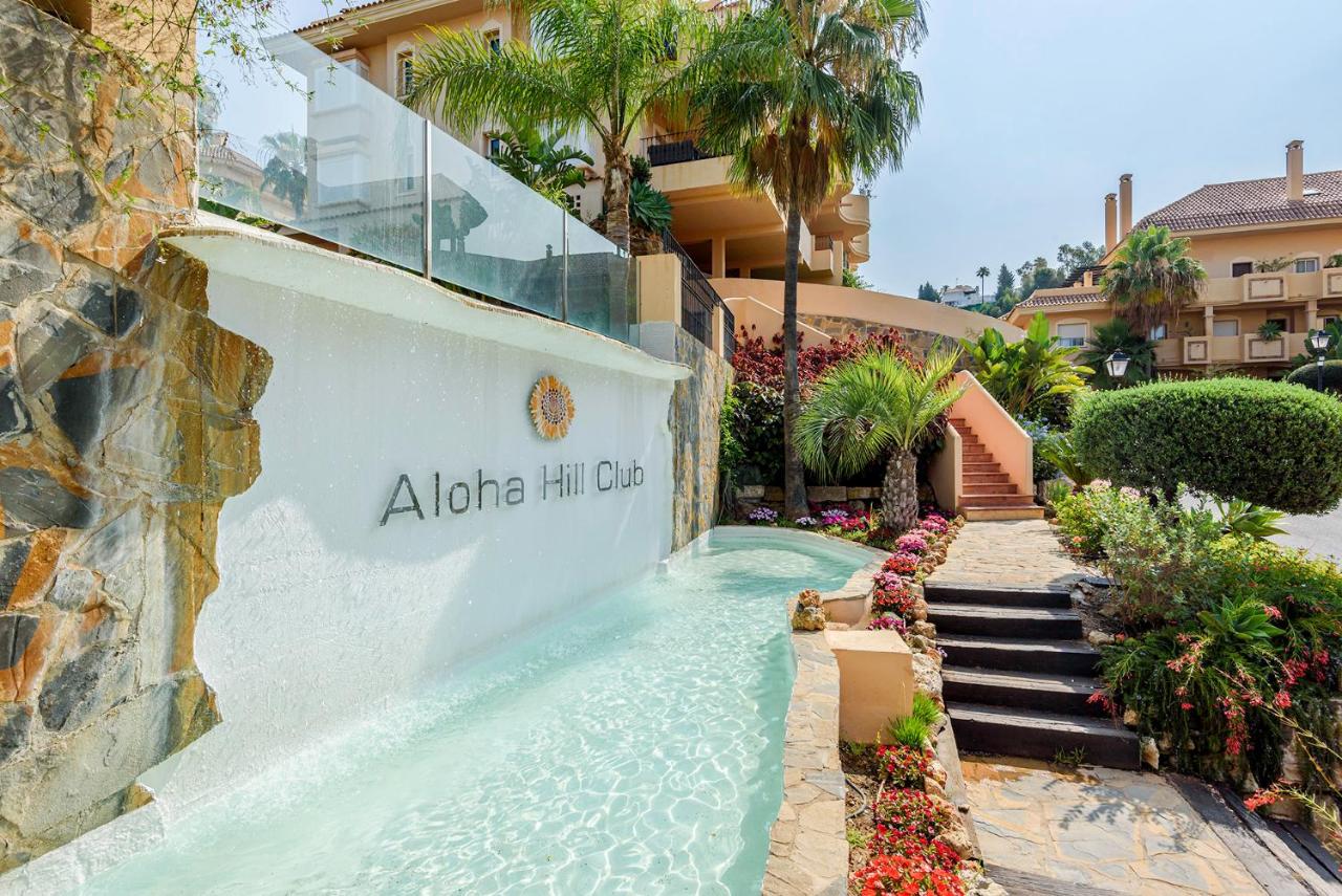 Alcam Aloha Deluxe 42 - B&B