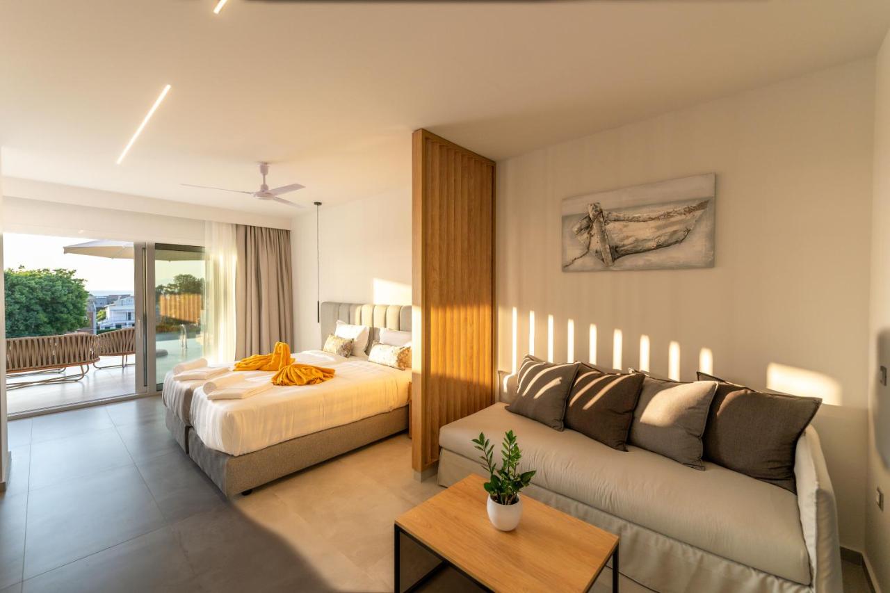 Junior Suite with Private Pool