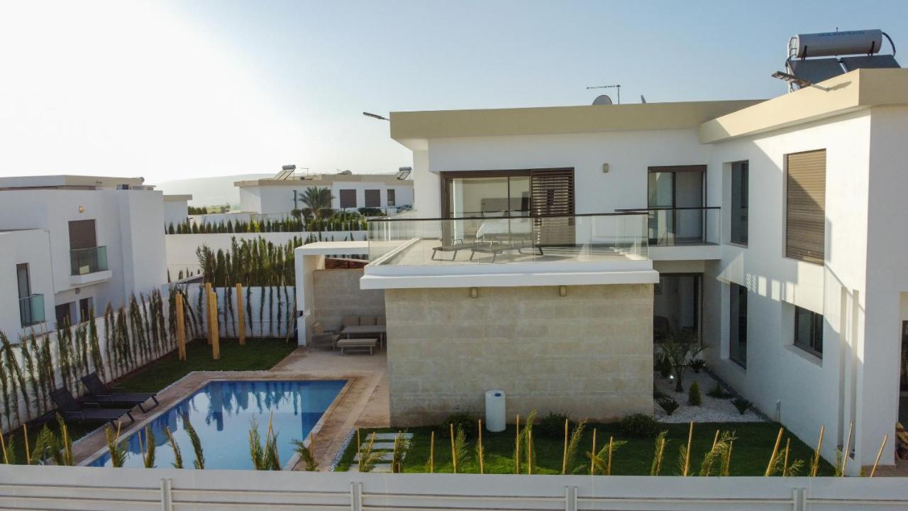 Salam Taghazout - luxury villa - Pool - 8 Px - B&B Taghazout