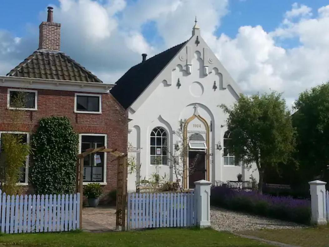 Kerkje De Kleine Antonius - Ferienwohnung Zeerijp