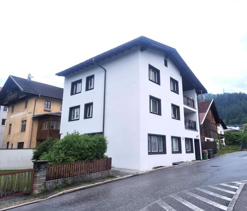 B&B Wattens - Direkt in Zentrum von Wattens - Bed and Breakfast Wattens