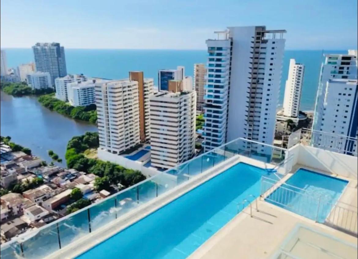 Lindo apto vista al mar,central y piscina rooftop - B&B