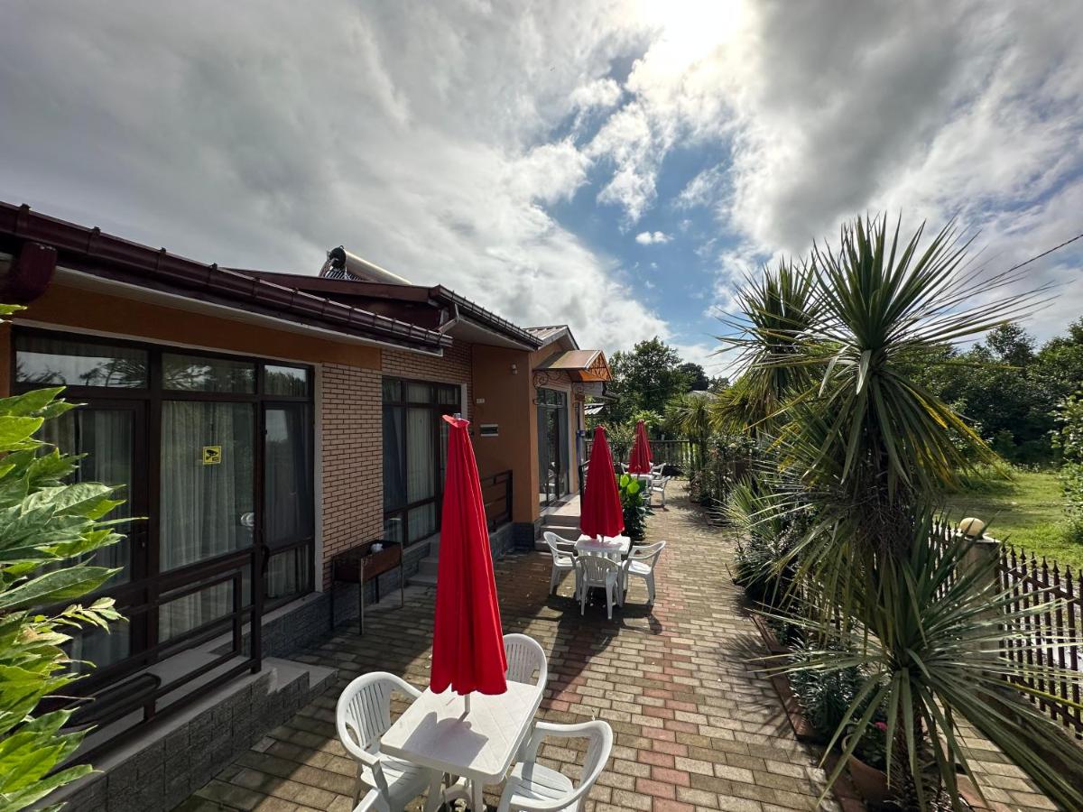 Cottage Shara - შარა - B&B Ureki
