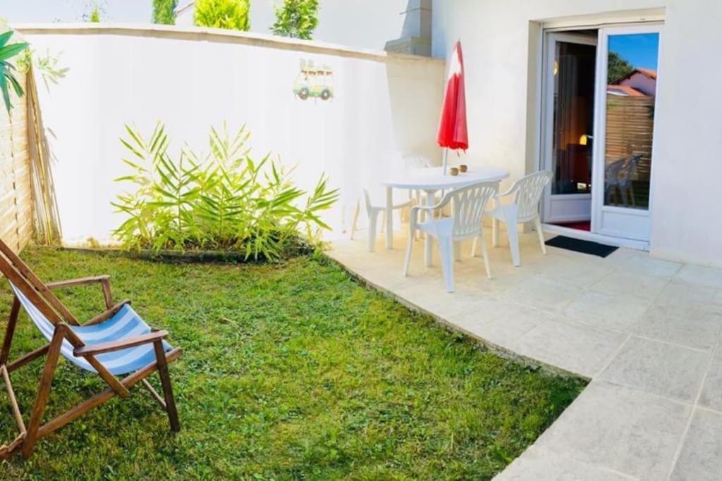 Studio à Anglet très lumineux avec jardinet - Chambres d’hôtes