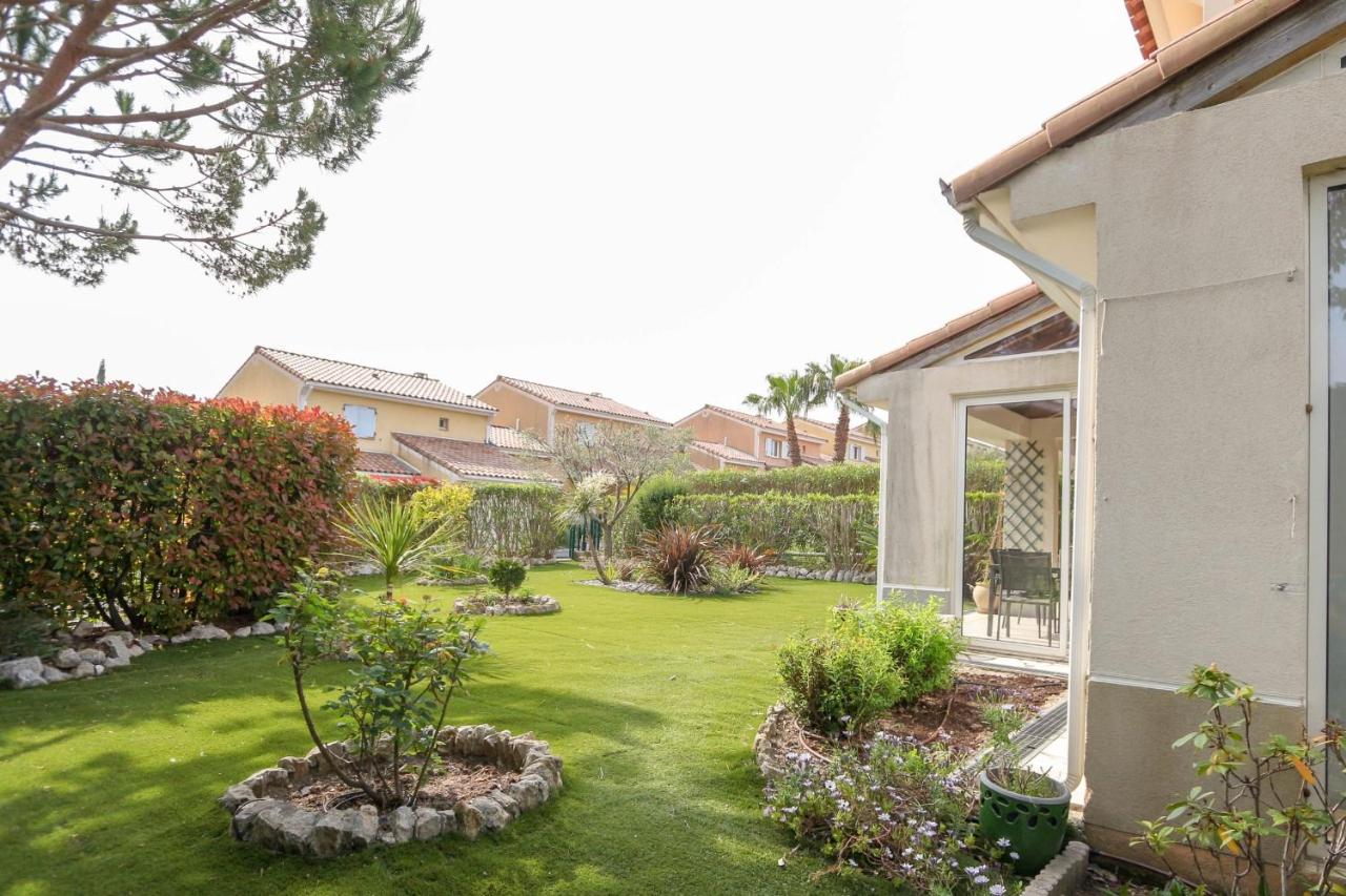 NEW ! VILLA with Parking Swimming Pools Garden and AC - BENAKEY - Chambres d’hôtes Cannes