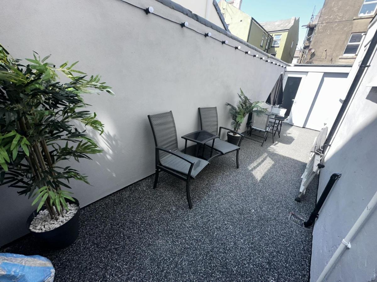 New osborne hot tub and jacuzzi suites - B&B Blackpool