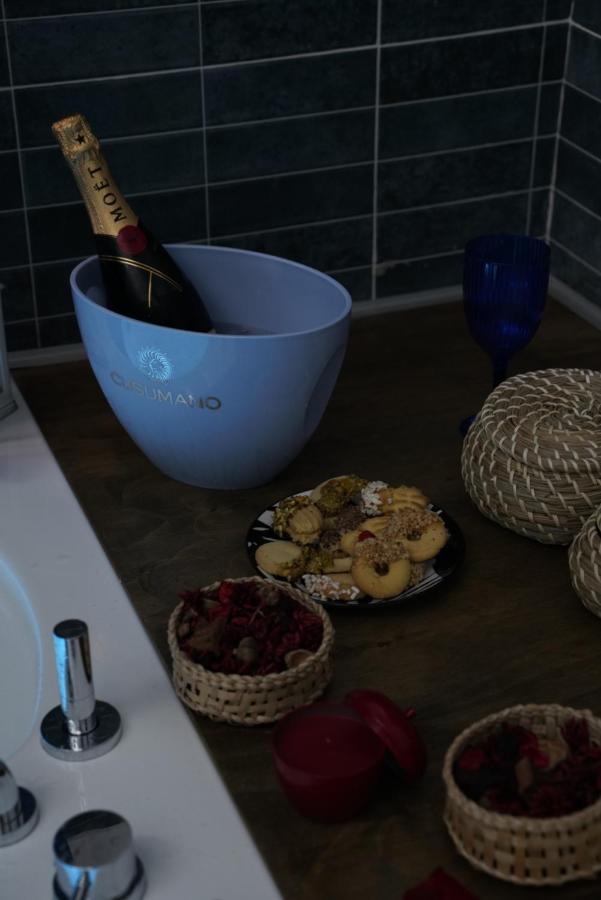 Deluxe Suite with Spa Bath